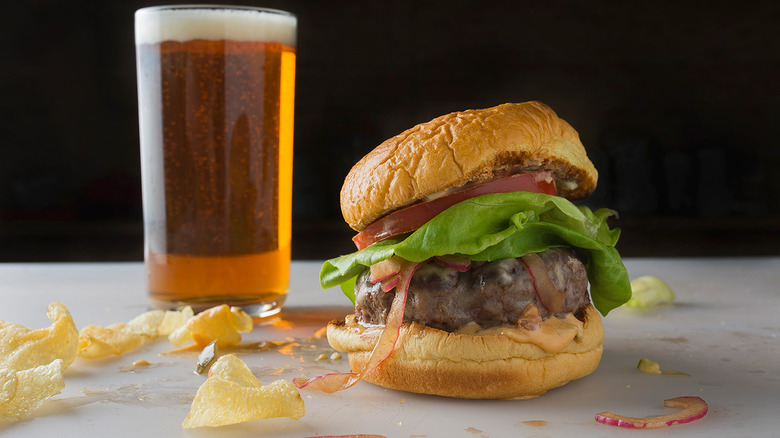 exploring-the-history-of-american-taste-as-a-story-of-immigrant-appetites-1641499341